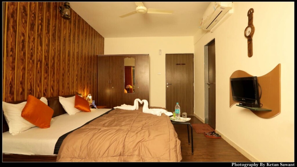 King's Suite ( 3 BHK ) 20